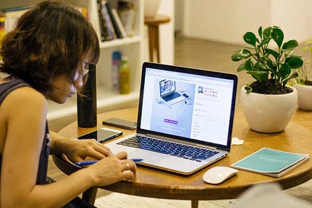 怎样充值最快的骚扰短信呼叫软件